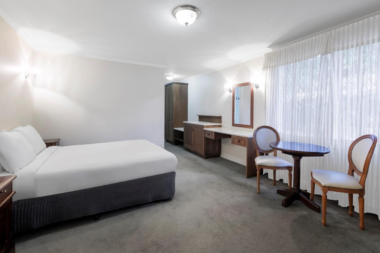 Elizabethan Lodge Melbourne City Exterior foto